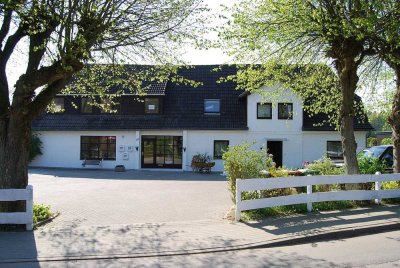 1 Zi. VB EBK im Luftkurort Dersau am Plöner See