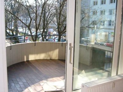 GOLZHEIMERSTR: SUPER GESCHNITTENE WOHNUNG MIT VIELEN EXTRAS