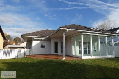 TRAUMLIEGENSCHAFT BUNGALOW SEENÄHE