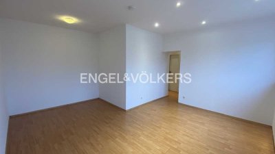 FRISCH RENOVIERTE 1-ZIMMER-WOHNUNG MIT EINBAUKÜCHE NAHE DER INNENSTADT