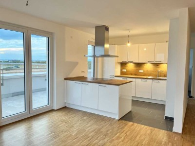 Neubau 2 Zimmer Penthouse Wohnung mit EBK und großer Sonnenterrasse