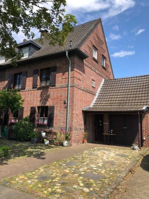 Gepflegte Doppelhaushälfte mit tollem Garten in Grefrath