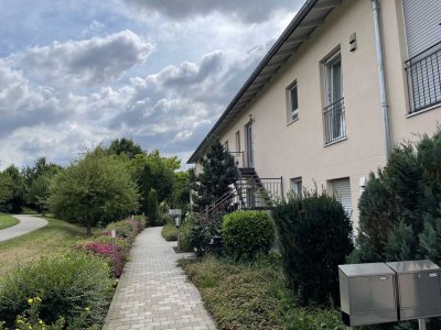 Moderne 4,5-Zimmerwohnung mit Terrasse, Garage & nachhaltiger Heiztechnik in begehrter Lage