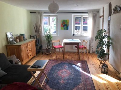 Charmanter Hobbitbau in billanter Lage