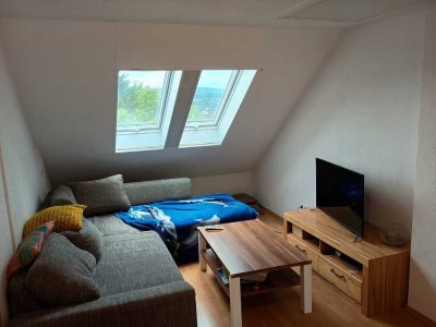 3 Zi.-Wohnung Dachgeschosswohnung in gepflegtem Haus!