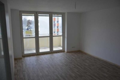 * sofort frei * 3-Zimmer Whg - zentrale aber ruhige Lage - saniert