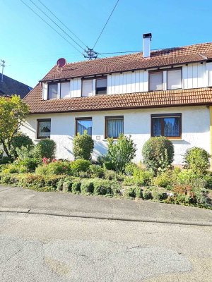 Sulz - Ortsteil: Gr. 1 - Fam. -Haus (REH) mit Doppelgarage, Garten, Dachterrasse, Keller + Gewächsh.