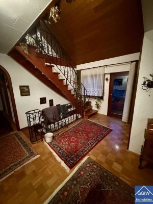 Schönes, großzügiges Haus mit Ausbaupotenzial im idyllischen Bobenheim am Berg