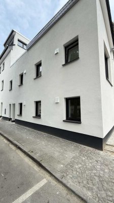 1754 € - 123 m² - 7.0 Zi.