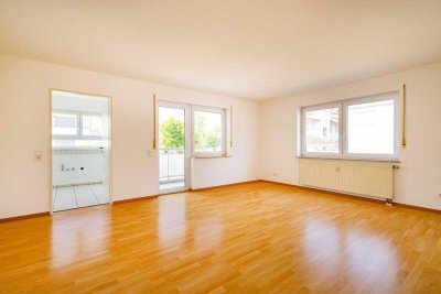 Lichtdurchflutete 2 ZI-Wohnung vor Freiburgs Toren!
