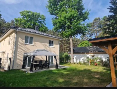 Ruhige Landvilla in Bernau Waldfrieden bei Berlin