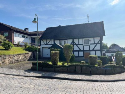 Schönes Fachwerkhaus in guter Lage. Sanierungsstau