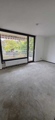 Helle 2-Zimmer-Wohnung mit Balkon im 2. OG in Frankfurt-Griesheim