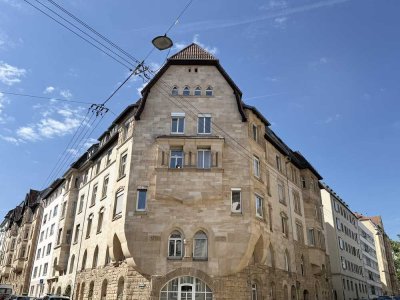 Stuttgart-West: Familienfreundliche 4-Zimmer-Wohnung im Altbaujuwel