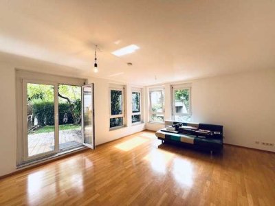 Charmante  5 Zimmer EG Wohnung mit Garten Terrasse und Balkon