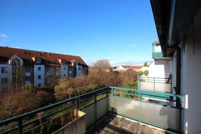 Helle 3-Zimmer-Wohnung mit Balkon und TG-Stellplatz (WE 7)
