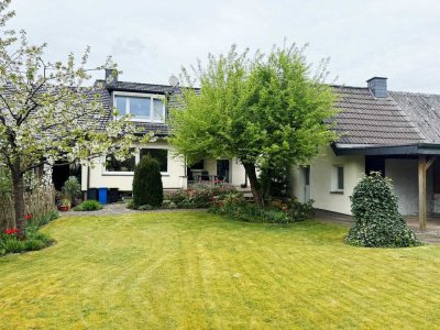 *Provisionsfrei* 4-Zimmer-EG-Wohnung mit idyllischem Garten, Terrasse, Kaminofen in OS-Atter