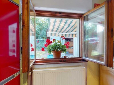 Idyllischer Bungalow am Park: Ruheoase im Grünen