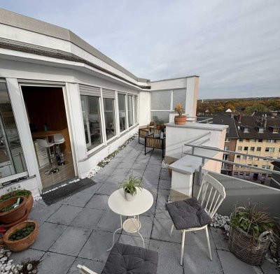 Penthousewohnung in Düsseldorf, Apartment, Terrasse mit Panoramablick