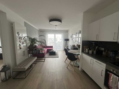 Helle 2-Raum-Wohnung mit Balkon und EBK in den Sonnenhöfen