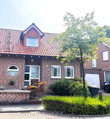 Großzügige DHH in schöner u. ruhiger Lage v. Borken-Burlo! Nur noch Tapeten aussuchen u. einziehen !