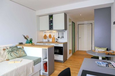 Erstbezug nach Modernisierung: Helles + möbliertes Apartment am Campus Riedberg | Large Bude