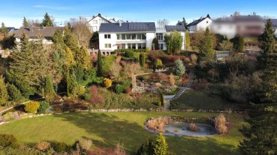 Villa mit parkähnlichem Grundstück
