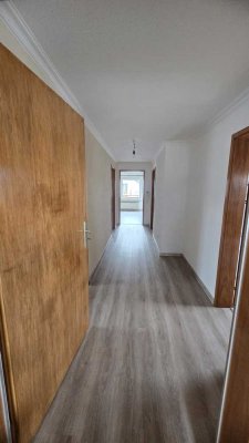 Schöne 3Zi Dachgeschoss