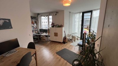 Individuelle & moderne, lichtdurchflutete 1-Zimmer-Wohnung