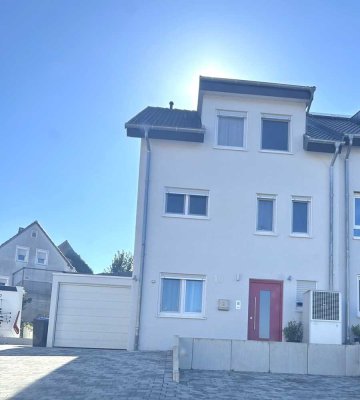 Schönes und neuwertiges 5,5-Raum-Haus mit gehobener Innenausstattung und EBK in Obersulm