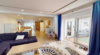 Provisionsfrei* großzügige Wohnung mit Kamin und Garten !   -Toplage