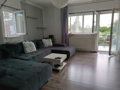 Ansprechende und gepflegte 2 Zimmer Maisonetten Wohnung ruhig am Feldrand gelegenin Neuhofen