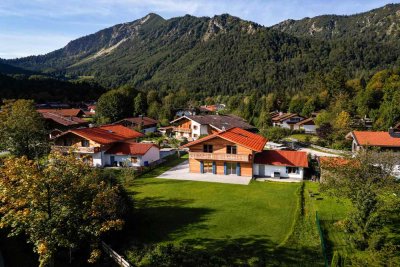 EFH MIT GROSSZÜGIGEM, SONNIGEM Grundstück - SCHLIERSEE / NEUHAUS