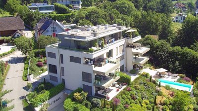 Beeindruckende Seeblick-Wohnung am Wörthersee zu verkaufen: 128 m" WNF plus 35 m" Südterrasse, TG, Kellerabteil
