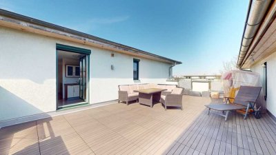 Möblierte Dachgeschosswohnung mit Penthouse-Flair