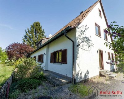 Mehrgenerationenhaus mit Potenzial – Großes Grundstück, viel Raum für Familienleben!