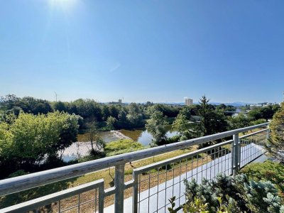 Helle Dachgeschosswohnung an der Traisen mit Terrasse und Tiefgaragenplatz - ZENTRUMSNAH