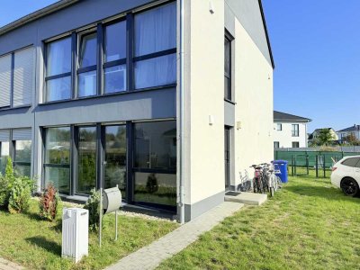 Sonnige Doppelhaushälfte mit großem Garten im Rousseau Park – modern & familienfreundlich