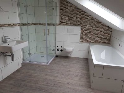 Schöne zwei Zimmer Wohnung in Rhein-Sieg-Kreis, Königswinter