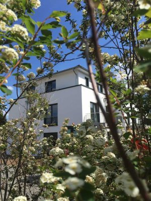 2-Zimmer EG- Wohnung mit gehobener Innenausstattung, Terrasse und Garten in Seevetal