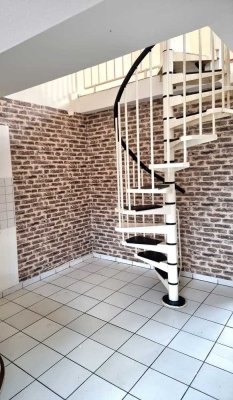 Helle 3-Zimmer Wohnung mit Balkon im 5. OG in Rheydt