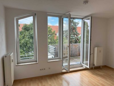 Schöne, helle 1-Zimmer-Wohnung mit Balkon in Dresden-Cotta