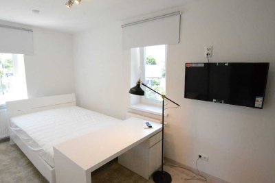 Helle 2 Zi. Whg, Nähe Universität(TUM), NEUFAHRN (S 1), vollständig möbliert/fully furnished