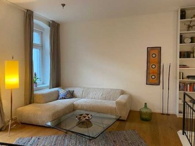 Exklusive, neuwertige 2-Zimmer-Loft-Wohnung mit lux. Innenausstattung mit Balkon und EBK