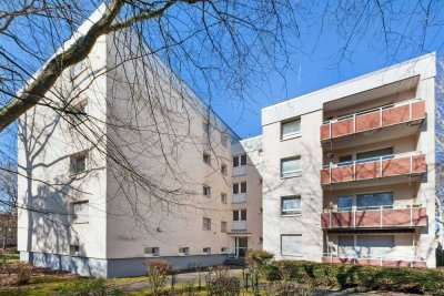 Hanau Groß-Auheim: Gepflegte, zentral gelegene 3-Zimmer Eigentumswohnung mit Balkon & Klimaanlage