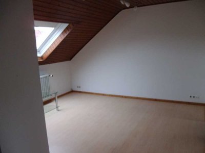 Modernisierte 2-Zimmer Dachgeschosswohnung in Bad Mergentheim-Edelfingen