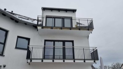 Moderne 3-Zimmer-Wohnung mit Balkon in Wendelstein / Großschwarzenlohe