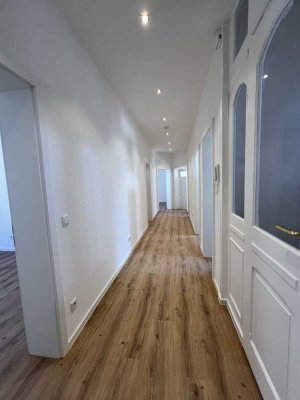 Schöne 4-Zimmer-Wohnung mit Balkon im Herzen von Aschaffenburg