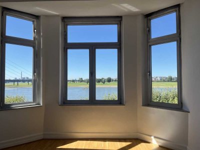 ## Exklusive Wohnung in denkmalgeschütztem Altbau mit Rheinblick ##