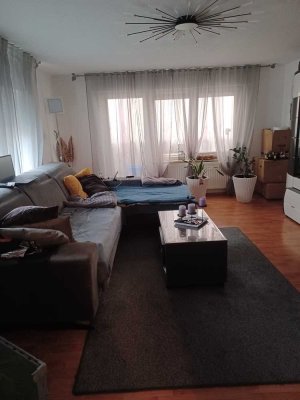 Charmantes Einfamilienhaus mit wunderschönem Garten